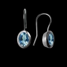 vzA231ED (Silver Drop Earrings with Semi Precious Stone)