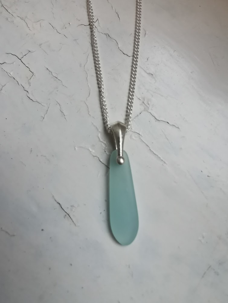 Delicate Cultured Seaglass Pendant Necklace - Image 2