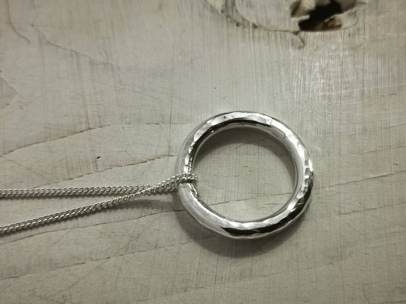 Chunky hammered Silver Necklace - Image 4