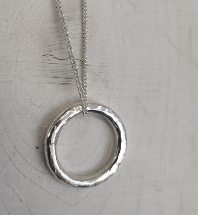 Chunky hammered Silver Necklace - Image 5
